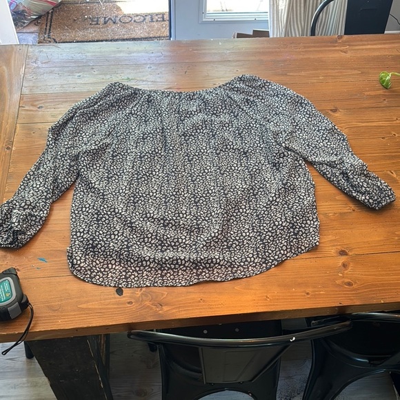 Women’s leopard print blue and white blouse‎ xl - Picture 8 of 14